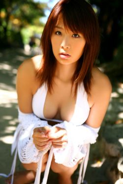 隔壁的女人